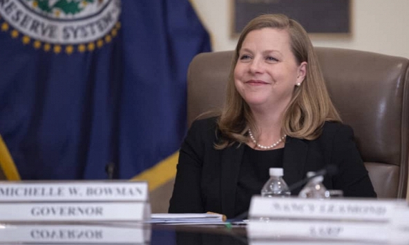 Thống đốc Fed Michelle: 'Có thể cần tăng lãi suất bổ sung nếu lạm phát vẫn ở mức cao'