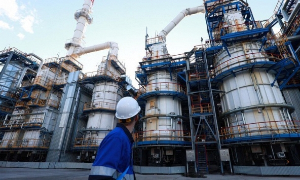 Giá xăng dầu hôm nay 9/4: Dầu thô giảm nhẹ