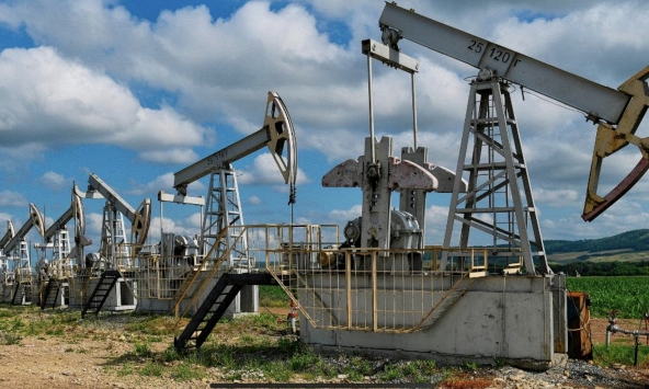 Giá xăng dầu hôm nay 13/4: Tăng nhẹ