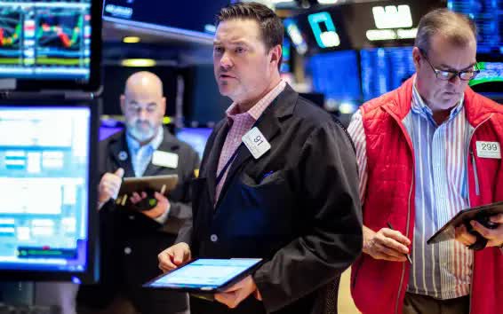 S&P 500 và Nasdaq Composite giảm hơn 1%, thị trường chờ đợi phản ứng của Israel