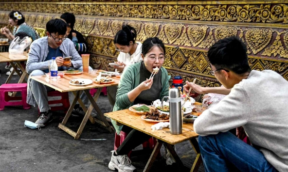 Thế hệ Z của Trung Quốc chuyển sang lối sống tằn tiện khi kinh tế đất nước sa sút