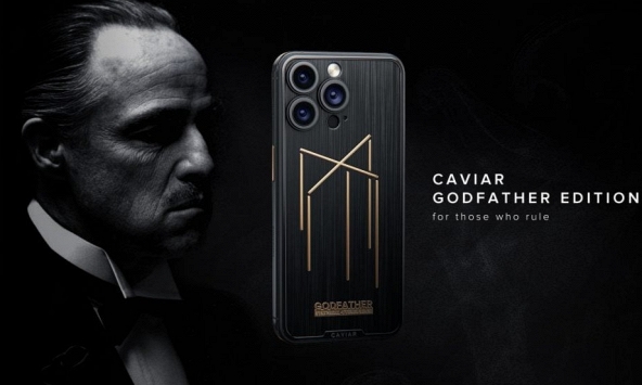 Caviar ra mắt bộ sưu tập iPhone 15 Pro mới lấy cảm hứng từ những bộ phim mafia nổi tiếng
