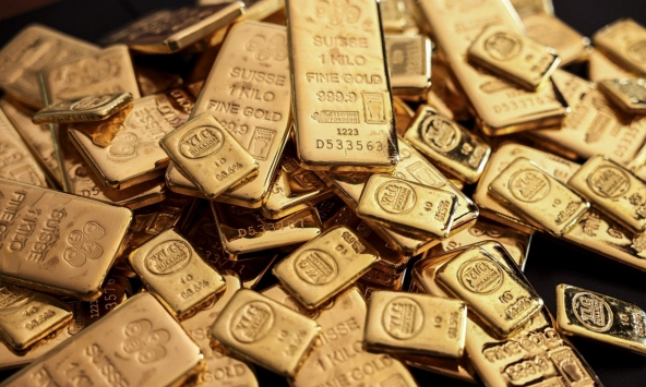 Giá vàng hôm nay 19/4: Thế giới tăng cao trở lại