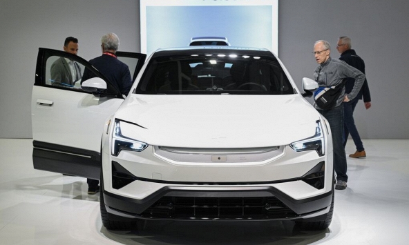 Nhật Bản sẵn sàng lấp đầy khoảng trống xe điện do Trung Quốc để lại