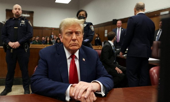 Nếu ông Trump ở tù, mật vụ Mỹ cũng phải đi theo