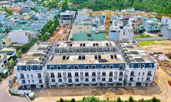 Giá bán nhà liền thổ tăng gần gấp đôi trong quý III