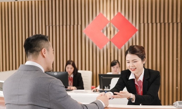 Techcombank báo lãi kỷ lục trong quý đầu năm