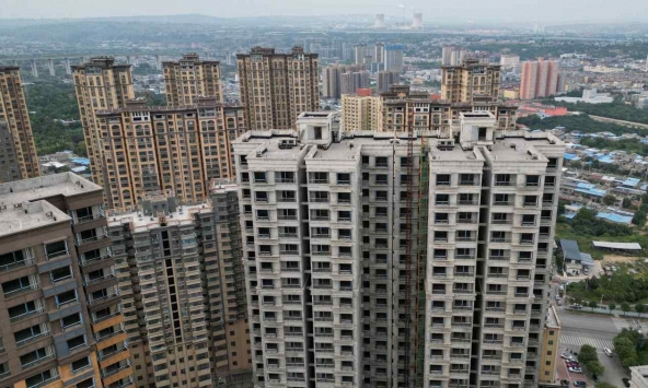 Doanh nghiệp bất động sản Trung Quốc tiết lộ làn sóng cắt giảm việc làm