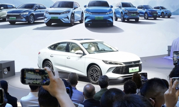 Cuộc chiến giá xe điện tại Trung Quốc trở nên tồi tệ hơn khi thị phần được ưu tiên hơn lợi nhuận