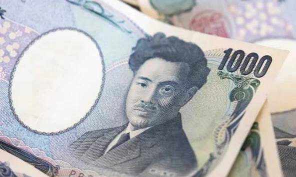 Đồng yên tiếp tục rơi xuống mức thấp kỷ lục 160 yên/USD, lần đầu tiên kể từ năm 1990