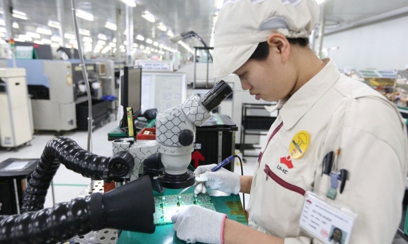 Vốn FDI thực hiện 4 tháng cao kỷ lục trong 5 năm