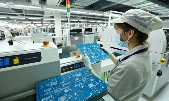 Đề xuất tiếp tục giảm 2% thuế GTGT 6 tháng cuối năm