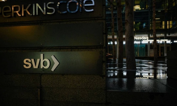 SVB Financial bán mảng đầu tư mạo hiểm cho Pinegrove