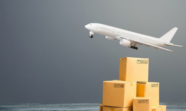 Giá cước vận tải hàng không tuyến Mỹ-Trung cao ngất vì người Mỹ nghiện hàng giá rẻ