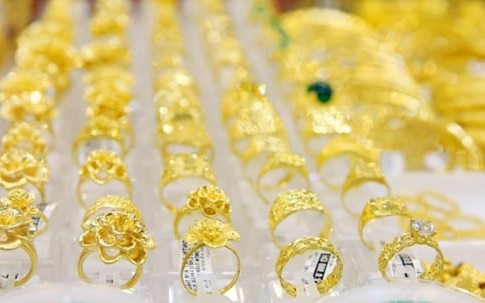 Giá vàng hôm nay 3/5: Lao dốc do căng thẳng Trung Đông hạ nhiệt