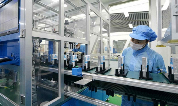 Sự phục hồi sản xuất của Trung Quốc mang lại xung đột thương mại với phương Tây