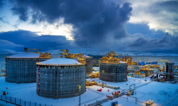 EU đề xuất lệnh trừng phạt đầu tiên đối với ngành LNG của Nga