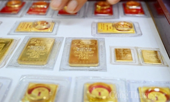 Giá vàng miếng lập kỷ lục 90,5 triệu đồng/lượng