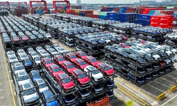 Liệu thuế quan của Mỹ đối với xuất khẩu năng lượng xanh của Trung Quốc có cản trở hành động về khí hậu?