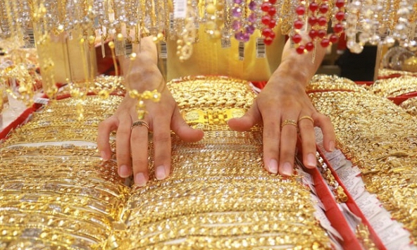Đề xuất mở rộng nhập khẩu, hạ nhiệt giá vàng