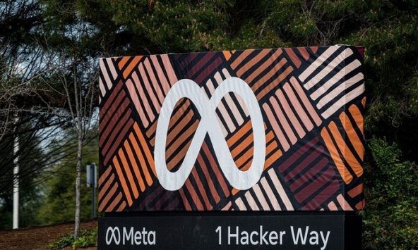 Meta đóng ứng dụng Workplace để tập trung vào AI, metaverse