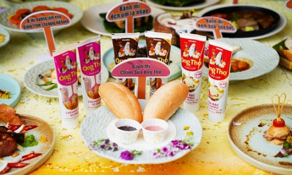 Bánh mì chấm sữa đặc – Tự hào văn hóa ẩm thực Việt