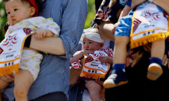 Tỷ lệ sinh của Nhật Bản giảm xuống mức thấp kỷ lục vào năm 2023