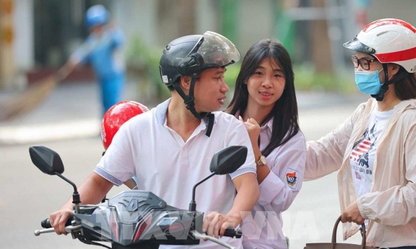 Hôm nay, hơn 105.000 thí sinh Hà Nội bắt đầu làm bài thi vào lớp 10