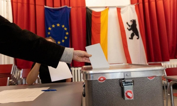 Đồng euro giảm sau bầu cử, chứng khoán Mỹ ổn định