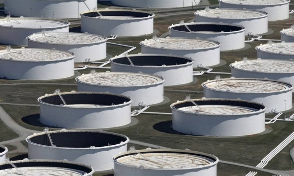 Giá dầu tăng do triển vọng nhu cầu lạc quan