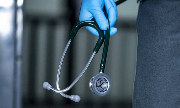 Chi tiêu chăm sóc sức khỏe của Mỹ tăng lên 4.800 tỷ USD vào năm 2023, vượt xa GDP