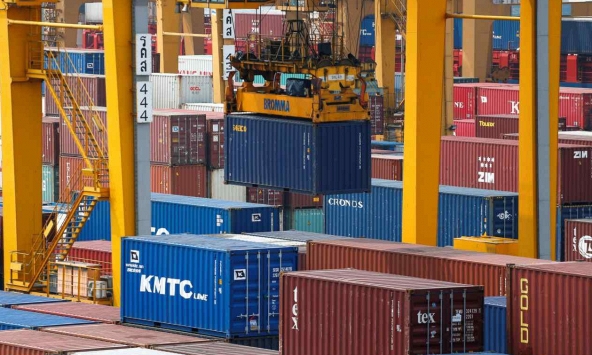 Mỹ vượt Trung Quốc trở thành thị trường xuất khẩu lớn nhất của ASEAN