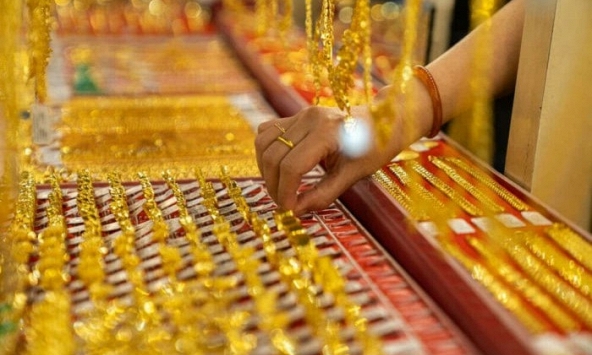 Giá vàng hôm nay 13/6: Thế giới tăng nhẹ do đồng USD giảm