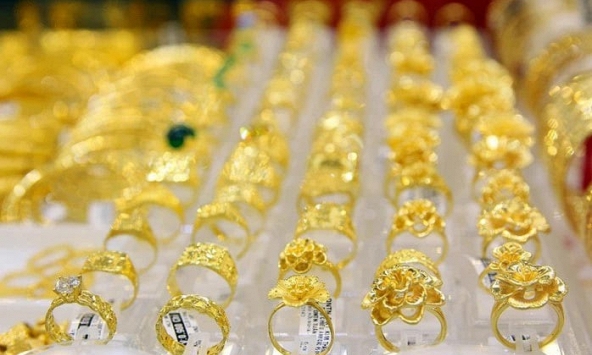 Giá vàng hôm nay 20/6: Đứng yên chờ động thái mới của Fed