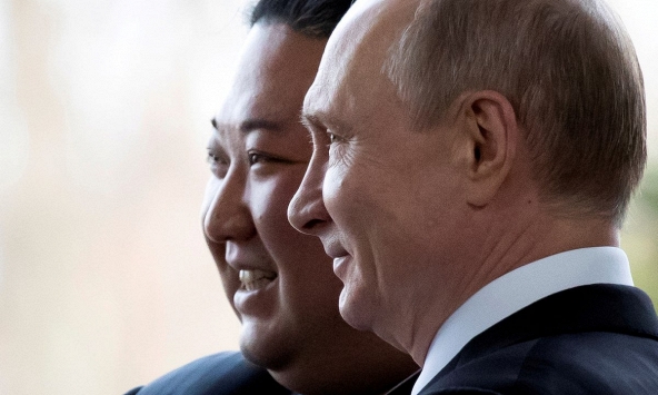 Cuộc gặp Putin - Kim là lời cảnh báo với Mỹ và phương Tây