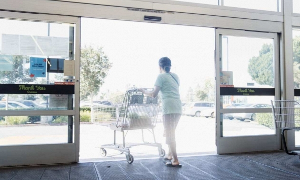 Chỉ số lạm phát ưa thích của Fed giảm xuống còn 2,6%