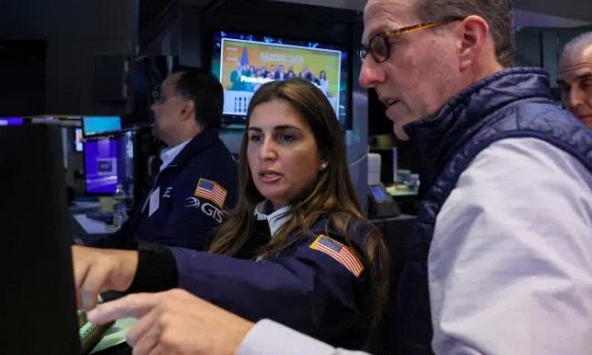 S&P 500 kết thúc nửa đầu năm với mức tăng 14,5%