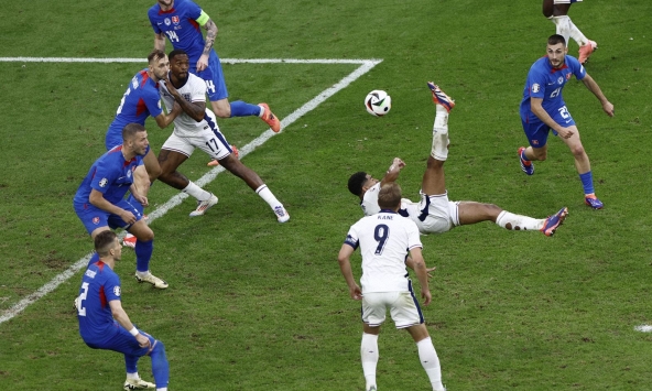 EURO 2024: Anh lội ngược dòng nghẹt thở, Tây Ban Nha thắng áp đảo