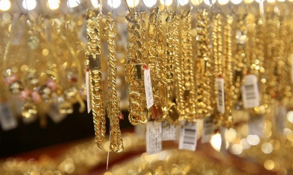 Giá vàng hôm nay 2/7: Thế giới tiếp tục tăng