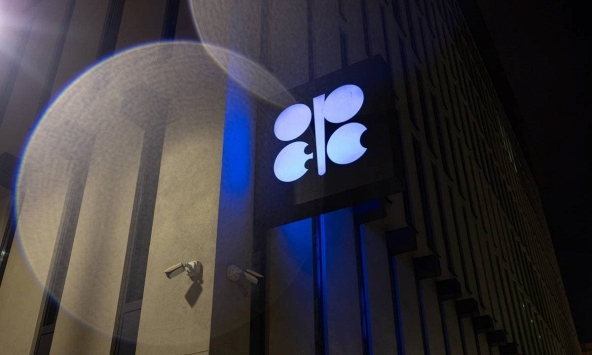 Doanh thu dầu mỏ của OPEC đã giảm 18% vào năm ngoái khi giá dầu giảm
