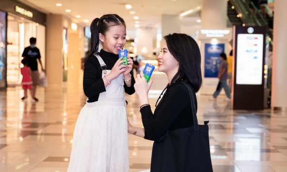 Hành trình 'không tưởng' đoạt hattrick giải thưởng danh giá quốc tế của sữa hút chân không