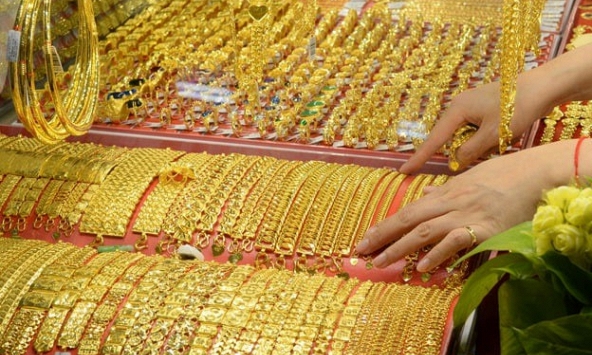 Giá vàng hôm nay 10/7: Tăng nhẹ, đợi dữ liệu lạm phát của Mỹ