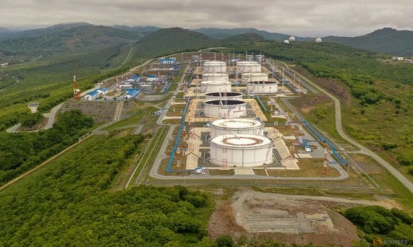 Giá dầu thế giới tăng hai phiên liên tiếp, vượt 85 USD/thùng