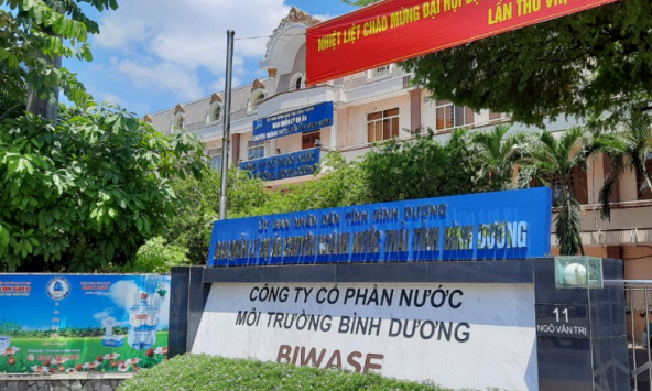 'Ông lớn' ngành nước Bình Dương thu 10 tỷ đồng/ngày