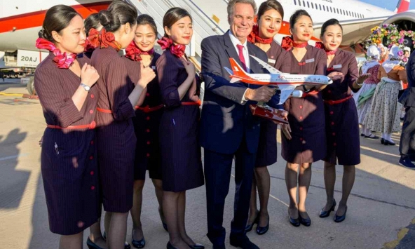 Giá vé máy bay toàn cầu đang giảm?