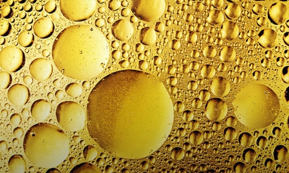 Giá dầu tăng vọt 3% do lo ngại căng thẳng ở Trung Đông