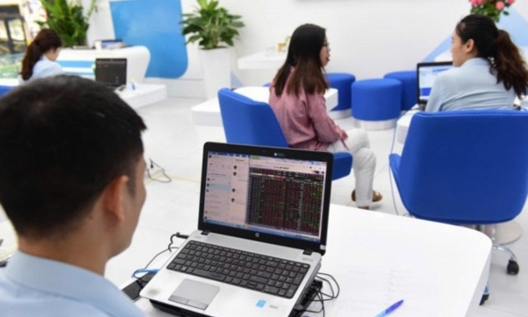 Chứng khoán hôm nay (6/9): Tiếp tục giằng co?