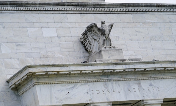 Fed sẽ cắt giảm lãi suất 3 lần trong năm 2024