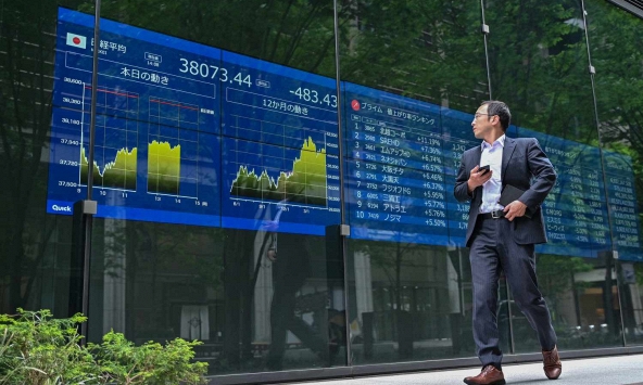 Thị trường châu Á-Thái Bình Dương mở cửa thấp hơn khi các nhà đầu tư cân nhắc giá dầu tăng