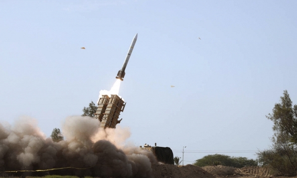 Liệu Mỹ có thể ngăn chặn Israel ném bom các cơ sở dầu mỏ của Iran?